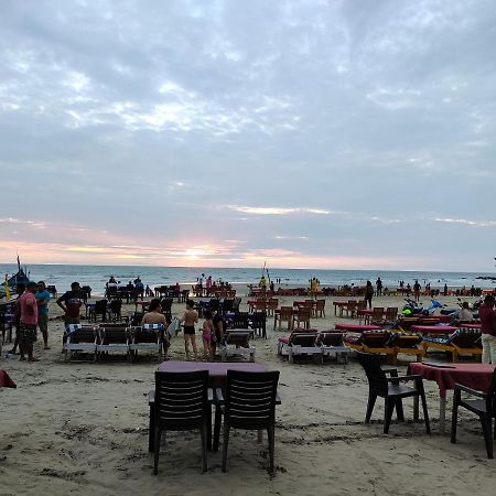 21Coconuts Inn อารัมบล ภายนอก รูปภาพ